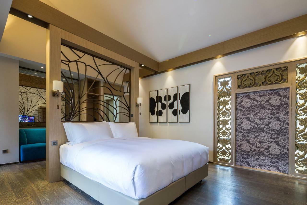 ליג'יאנג Howard Johnson Jinlin Plaza Lijiang מראה חיצוני תמונה