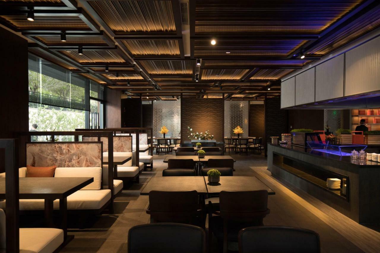 ליג'יאנג Howard Johnson Jinlin Plaza Lijiang מראה חיצוני תמונה