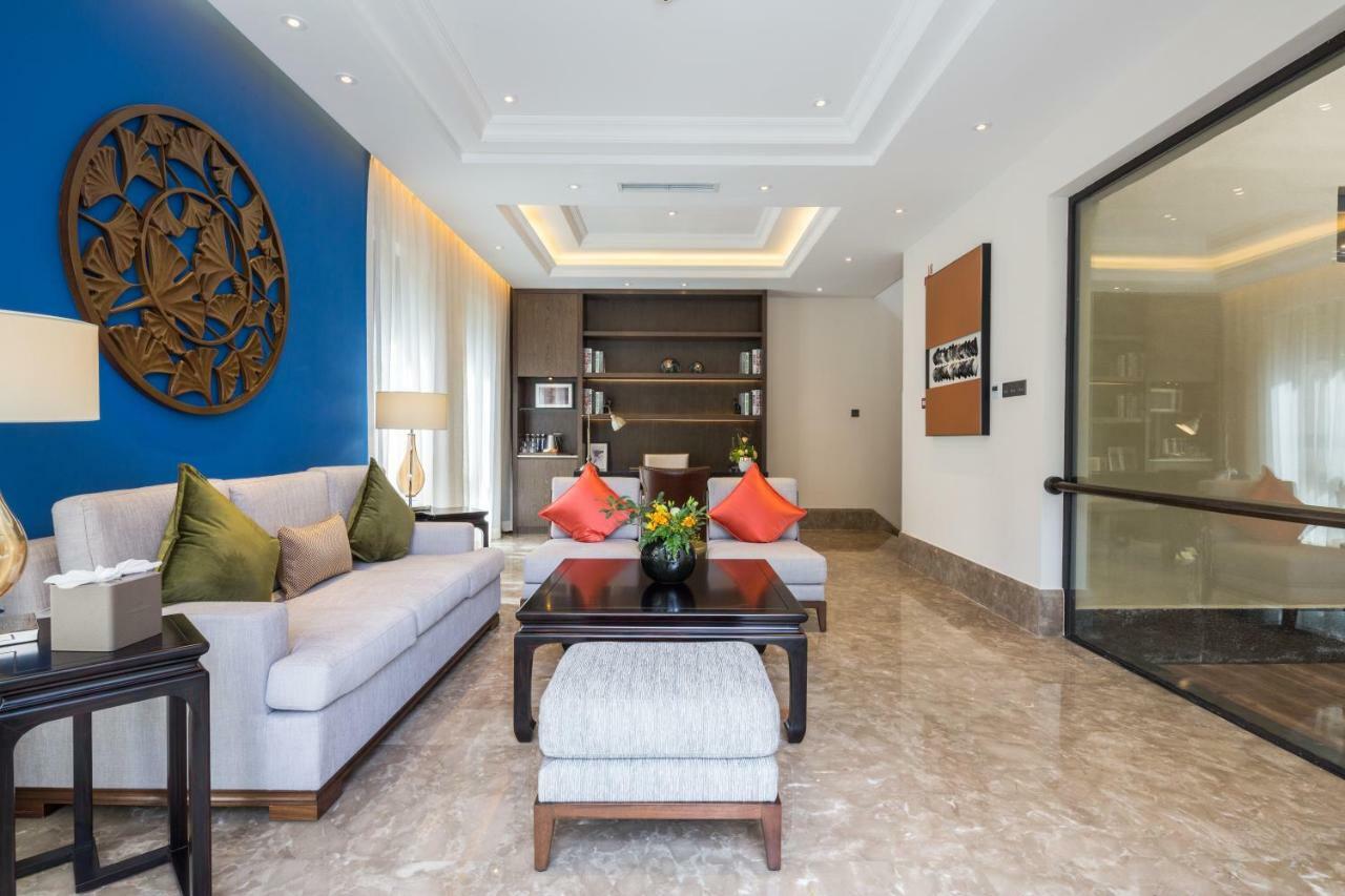 ליג'יאנג Howard Johnson Jinlin Plaza Lijiang מראה חיצוני תמונה